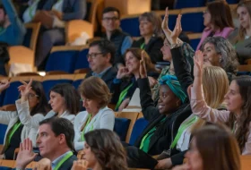 Hablar inglés, la clave para ganar confianza y negociar con éxito