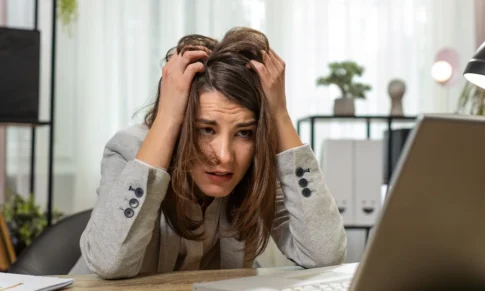 Transformación con Inteligencia Artificial (IA): Compras, clientes y ventas